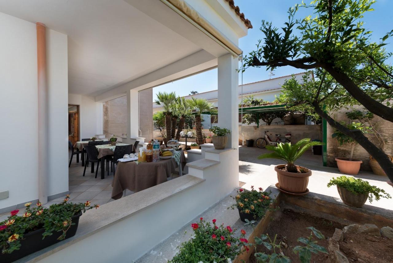 Tra La Montagna E Il Mare Bed & Breakfast San Vito Lo Capo Ngoại thất bức ảnh