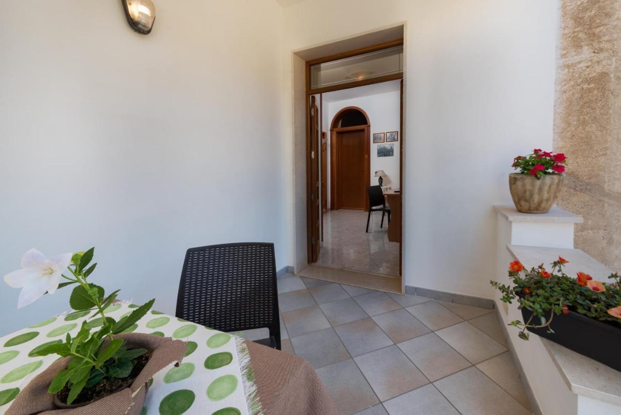 Tra La Montagna E Il Mare Bed & Breakfast San Vito Lo Capo Ngoại thất bức ảnh